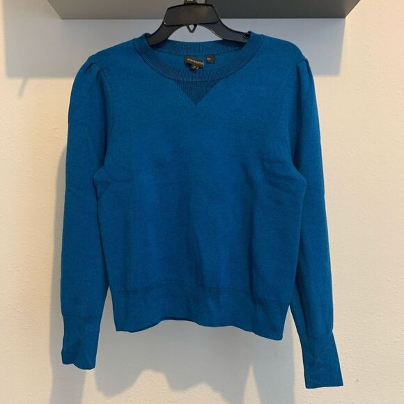 Banana Republic Blue Sweater new without tag - Picture 2 of 7
